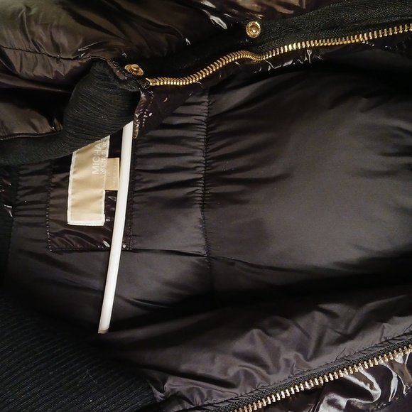 Michael Kors puff coat black with faux fur zippered hood. Med. NEW - Picture 8 of 13